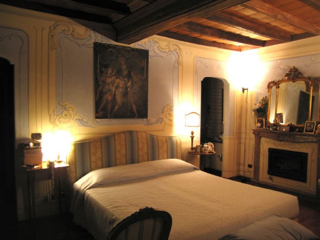 Boiserie - testata letto - Torino